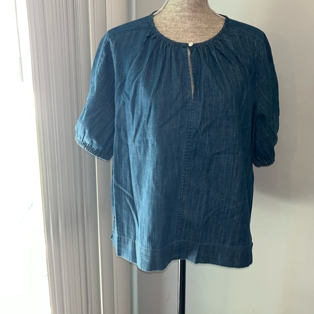Free Assembly Women's keyhole Neck Denim Top with Puff Sleeves, Sizes XL NWOT